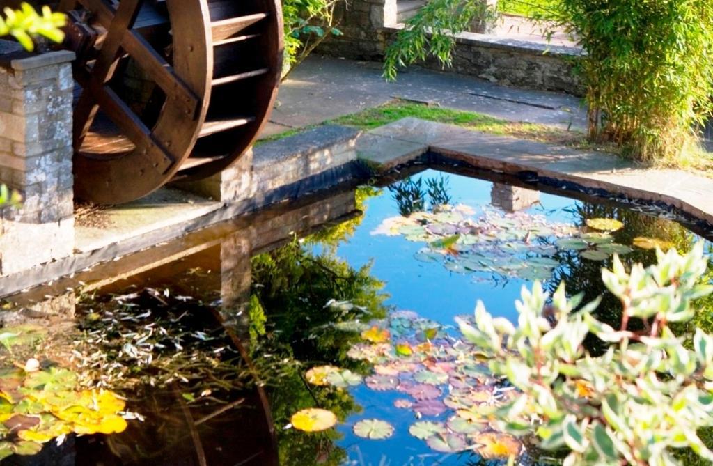 The Frogmill Hotel Shipton  Extérieur photo