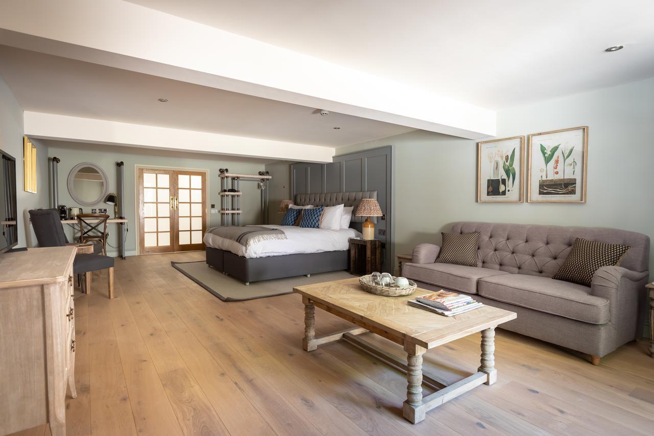 The Frogmill Hotel Shipton  Extérieur photo