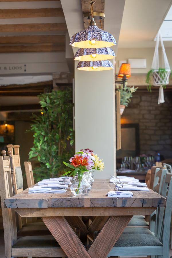 The Frogmill Hotel Shipton  Extérieur photo